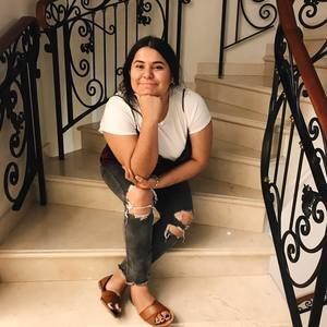 Meet your Posher, Amanda